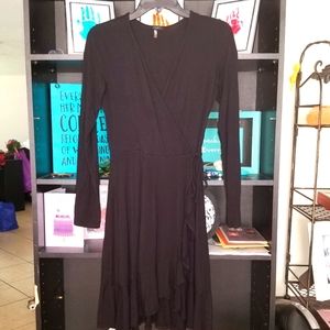 Ladies black wrap dress. Size small